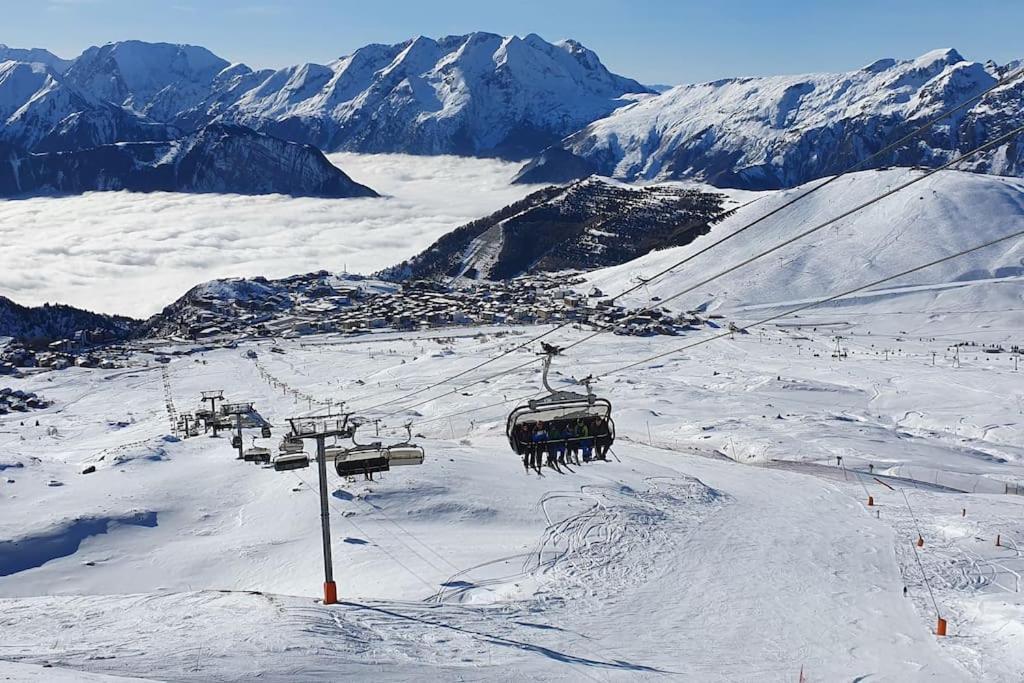 *Nouveau* Pied Des Pistes * Piscine Ext. Chauffee* Alpe d'Huez Exterior photo
